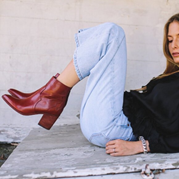 $428 Frye Flynn Short Cognac Brown Real Leather Zipper Block Heel Ankle Booties - Picture 15 of 15